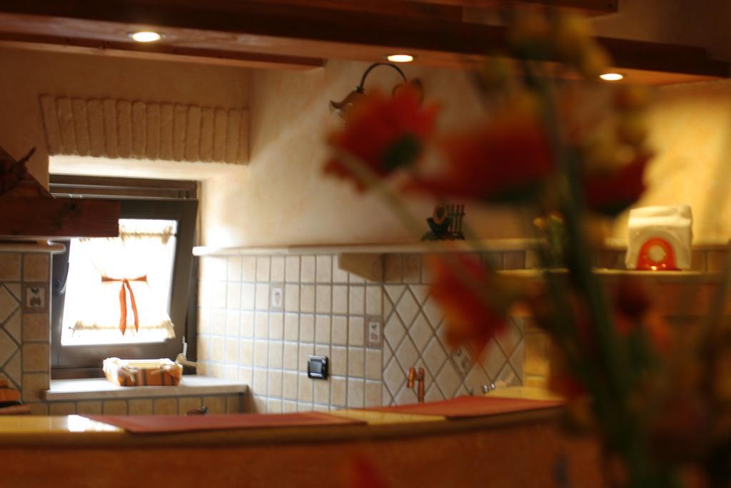 Alla Corte Dei Ventimiglia Montelepre Номер фото